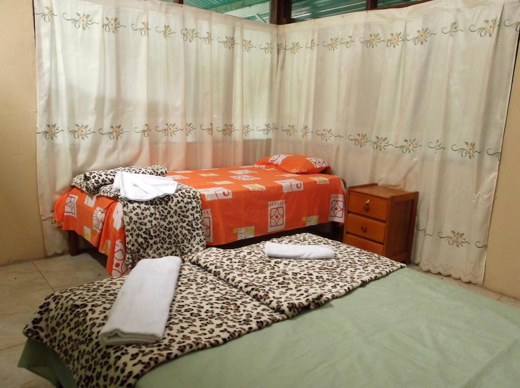 Villa Hermosa De Tambopata Casa Hospedaje & Hostel Puerto Maldonado Szoba fotó